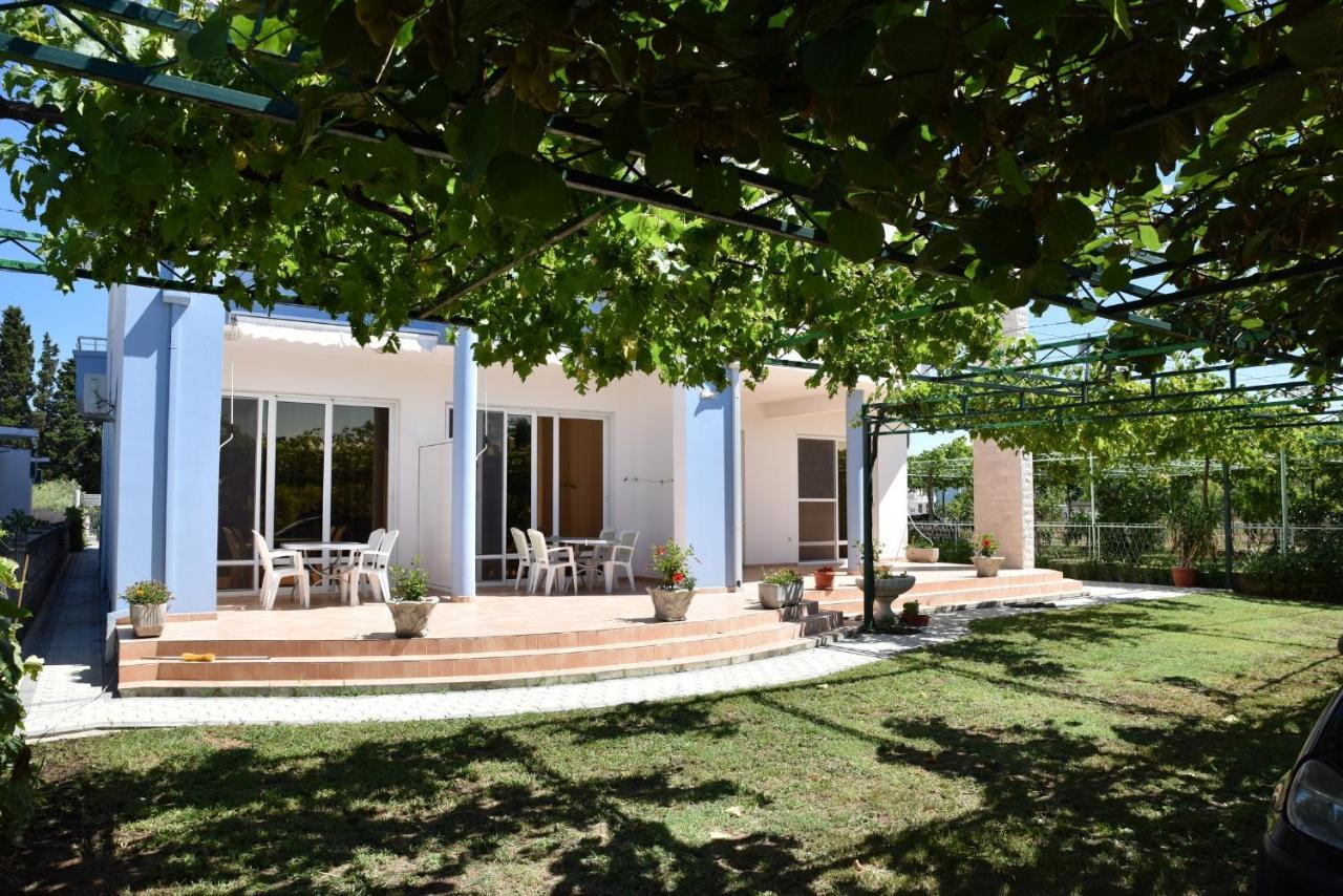 אולסינץ' Apartments Fati & Flori מראה חיצוני תמונה