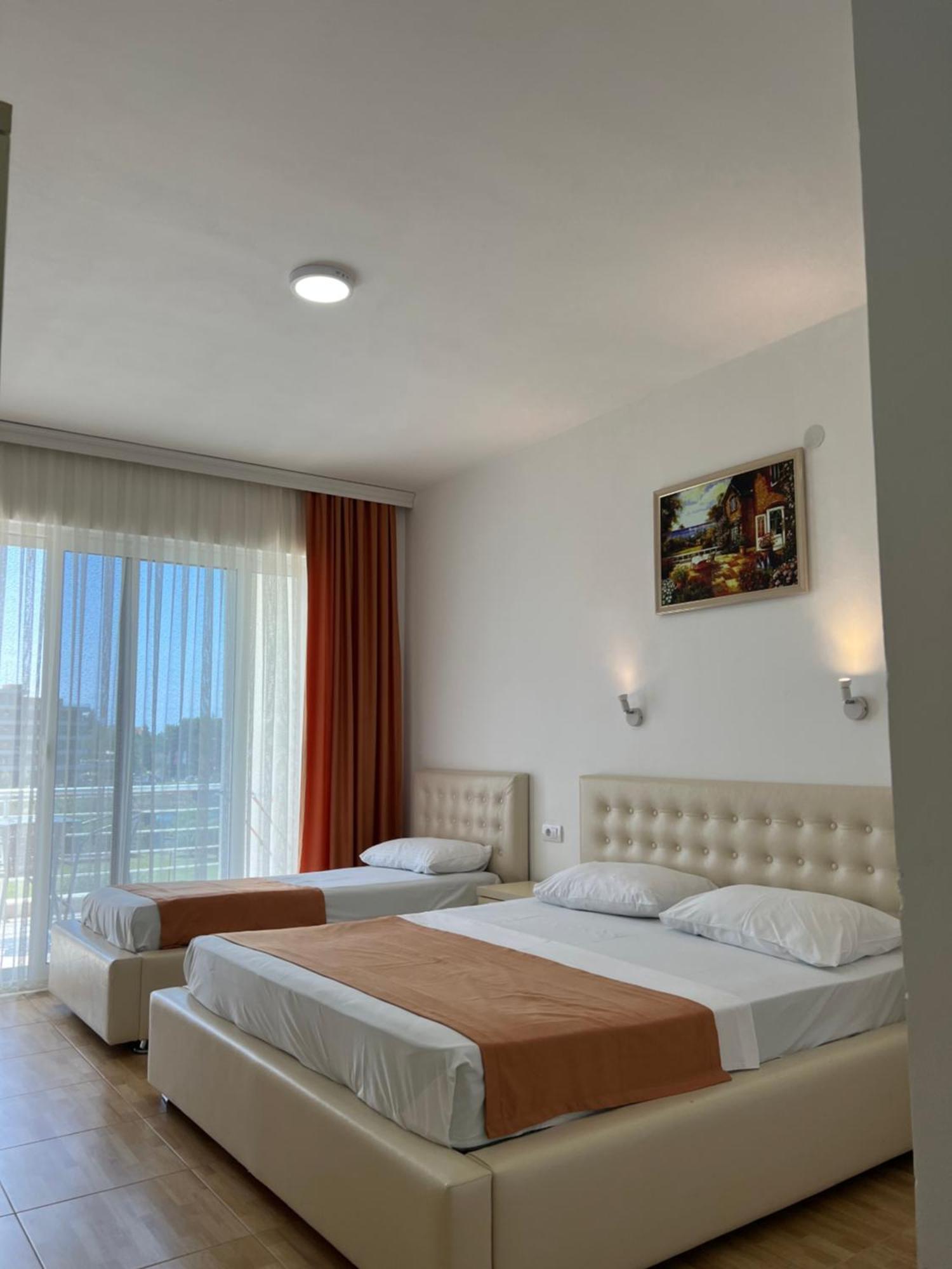 אולסינץ' Apartments Fati & Flori מראה חיצוני תמונה
