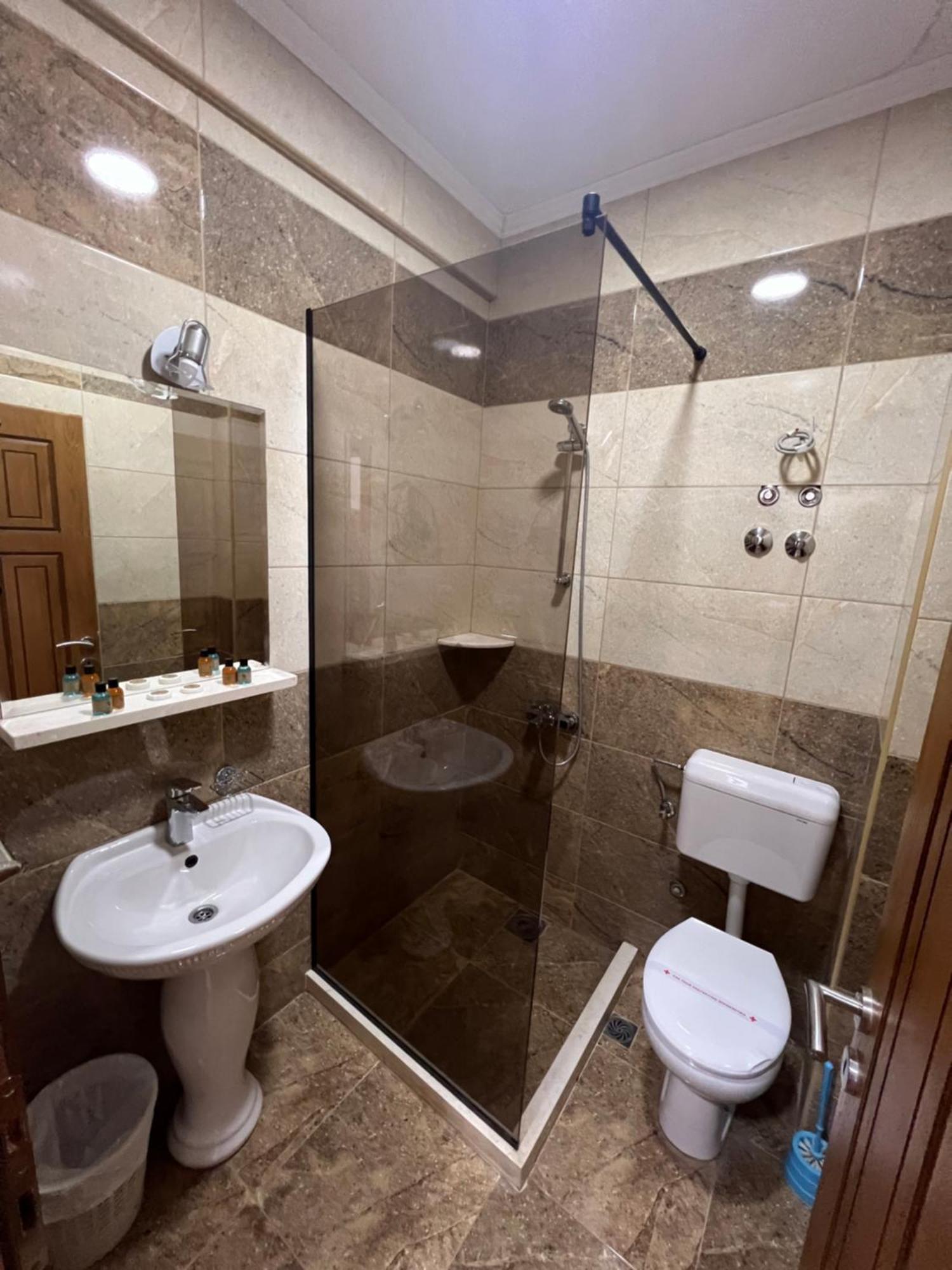 אולסינץ' Apartments Fati & Flori מראה חיצוני תמונה