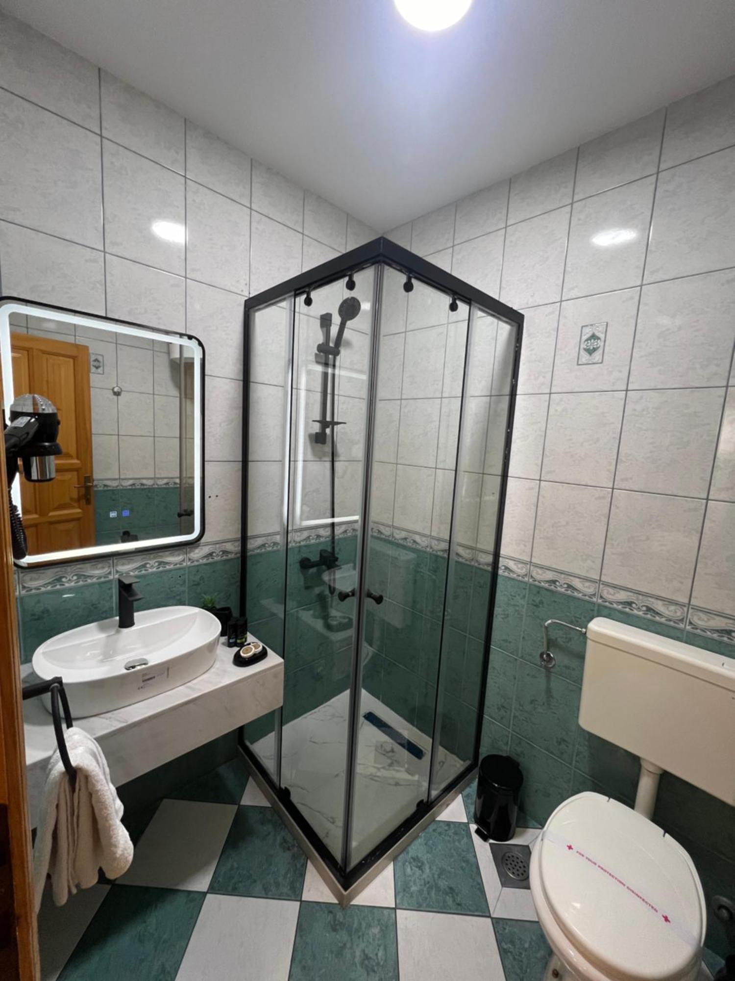 אולסינץ' Apartments Fati & Flori מראה חיצוני תמונה